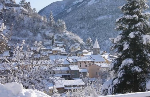 Guillaumes Apartment | Terrace, parking, tv, 51m², Valberg / Beuil