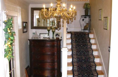 Roseburg Bed & Breakfast | Terraluna Inn