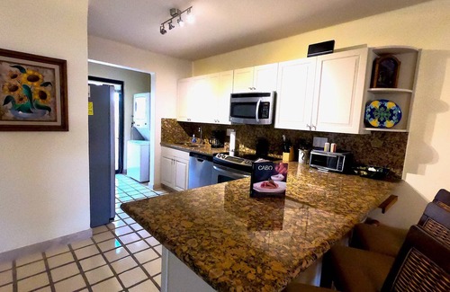 Centro Condo | Terrasol Condo w/Private Patio Near Cabo’s Beach