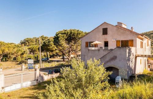 Farinole Apartment | Terrasse panoramique ensoleillée avec vue mer