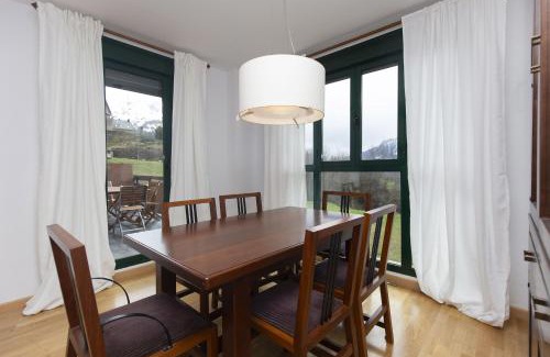 Panticosa Apartment | Terraza de Telera by BeValle