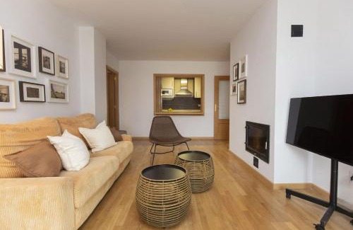 Panticosa Apartment | Terraza de Telera by BeValle