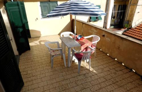 Levanto Apartment | Terrazza attrezzata, Levanto