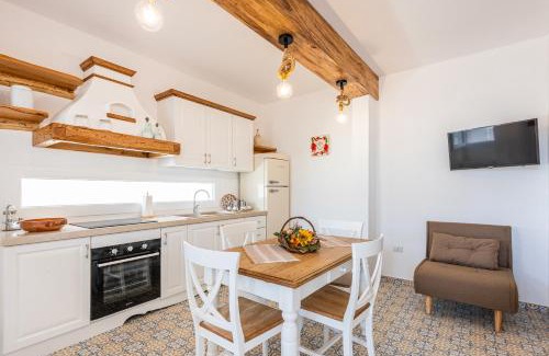 Torre Suda House | Terrazza e Conchiglie