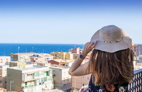 Grottasanta Apartment | Terrazza Ionica - Apartment Sea View Wifi