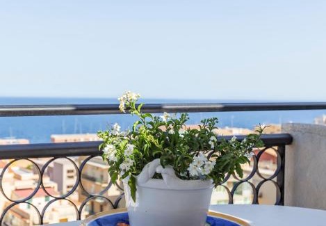 Grottasanta Apartment | Terrazza Ionica - Apartment Sea View Wifi