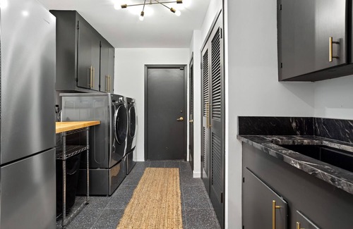 North San Antonio - SAT House | Terrific 5-bedroom home with oasis like pool and large yard