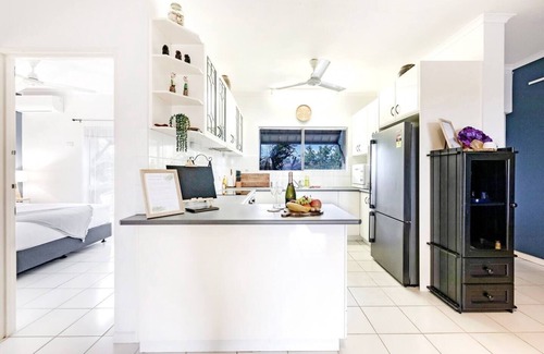 Nightcliff Apartment | Territory Treasure Dreamtime Stories by the Water