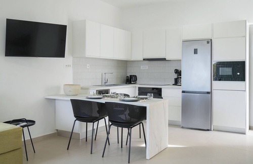 Tersanas Villa | Tersanas Mare Pool Residence w. Stunning Outdoors