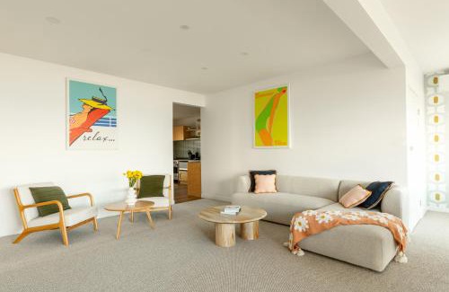 Bilinga Hotel | Tessa's on the Beach