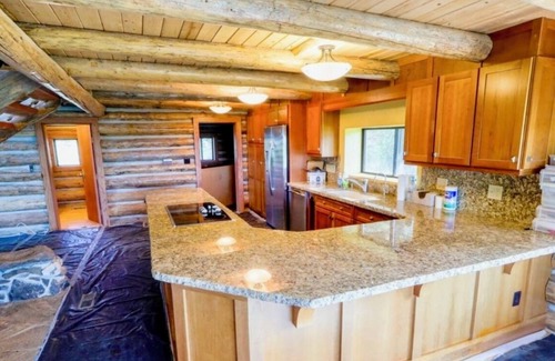 Tetonia Cabin | Teton Tranquility -unparalleled stunning views of the Tetons and Canyons.