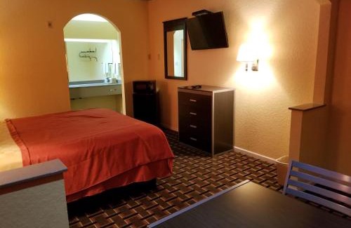 Houston Hotel | Texan Inn & Suites