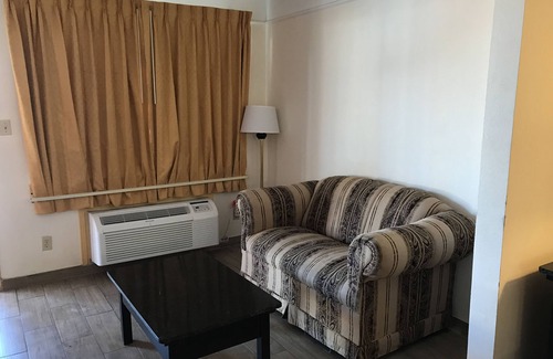 Pharr Hotel | Texas Inn & Suites