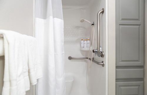 Wheatland Hotel | Thankers