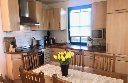 Glowe House | Thatched cottage Vera first row to the Baltic Sea beach wifi sauna fireplace washing machine