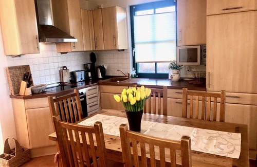 Glowe House | Thatched cottage Vera first row to the Baltic Sea beach wifi sauna fireplace washing machine