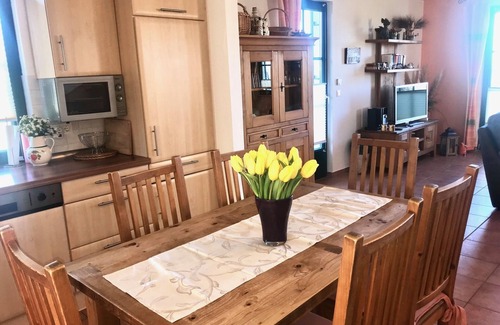 Glowe House | Thatched cottage Vera first row to the Baltic Sea beach wifi sauna fireplace washing machine