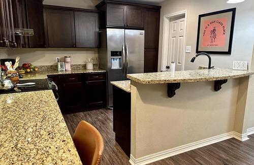 Victoria House | The 19th Hole