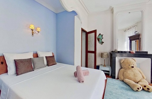 Luc-sur-Orbieu Bed & Breakfast | THE 2 FUNNY BIRDS