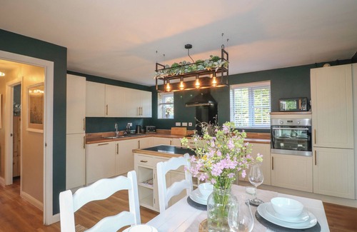 Yarnfield Cottage | THE ACTIVE RECOVERY RETREAT, pet friendly, with a garden in Stone