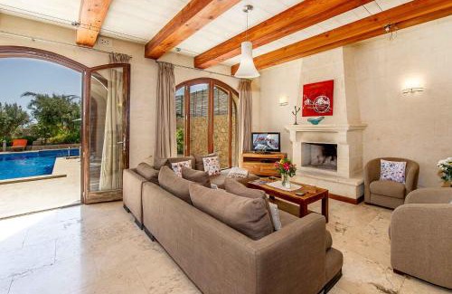 San Lawrenz House | The Almonds Luxury Villa