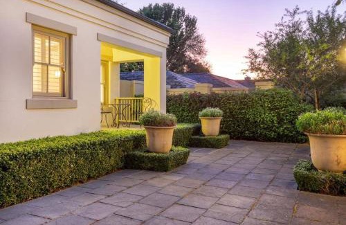 Alphen Ski Chalet | The Alphen Cottage