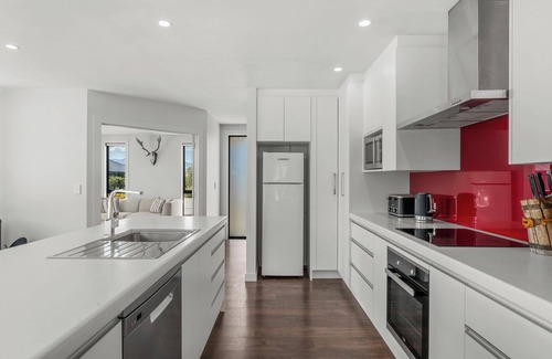 Albert Town House | The Alpine Patch - Wanaka Holiday Home