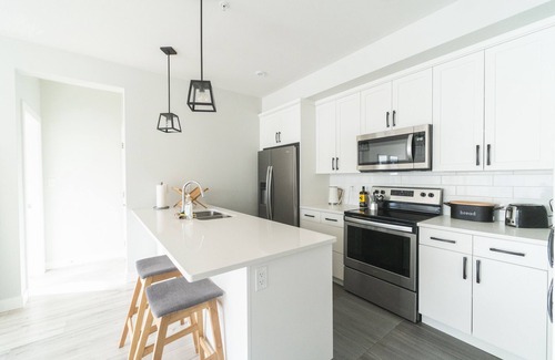 Sun Peaks Condo | The Alpine Rooms, Ski-in/Out, 2Bd, Private hot tub