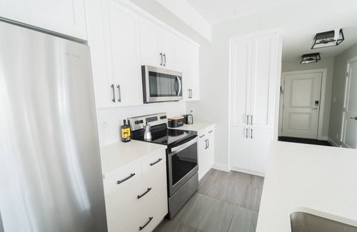 Sun Peaks Condo | The Alpine Rooms, Ski-in/Out, 2Bd, Private hot tub