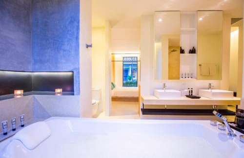 Khao Lak Resort | The Anda Mani Khaolak Beachfront Villas