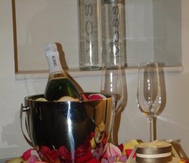 Great Neck Plaza Hotel | The Andrew Hotel