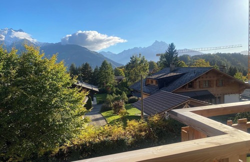 Barboleusaz Apartment | The apartment is in a small 3-storey residence and is ideally located in a quiet area just above the