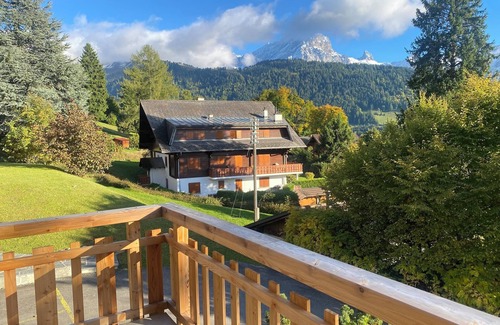 Barboleusaz Apartment | The apartment is in a small 3-storey residence and is ideally located in a quiet area just above the