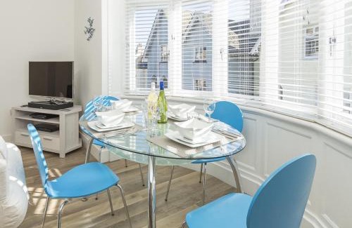 Dartmouth Apartment | The Apartment, Newcomen Road