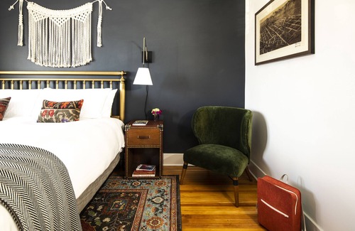 Old Town West Hotel | The Armstrong Hotel