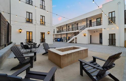 East Village Apartment | The Artifact Hotel