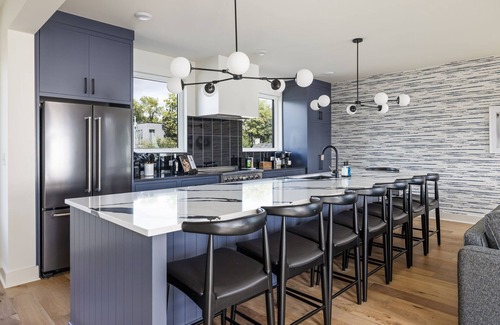 Chestnut Hill House | The Ashford – Brand New Gem + Walk to WeHo!