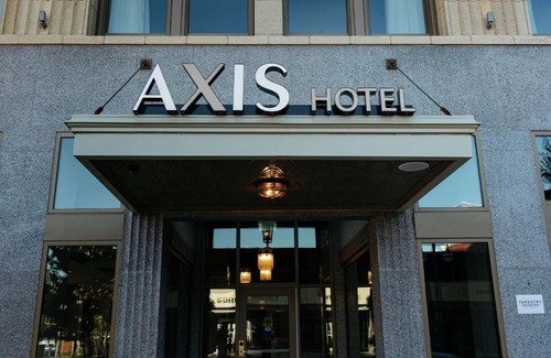 Moline Hotel | The Axis Moline Hotel, Tapestry Collection By Hilton