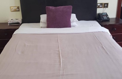 Oxford Hotel | The Balkan Lodge Oxford