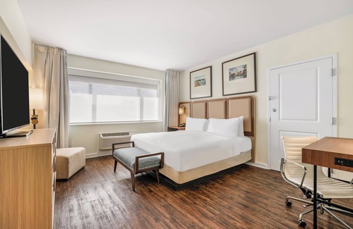 Downtown Historic District Hotel | The Banyan Hotel Fort Myers, Tapestry Collection by Hilton