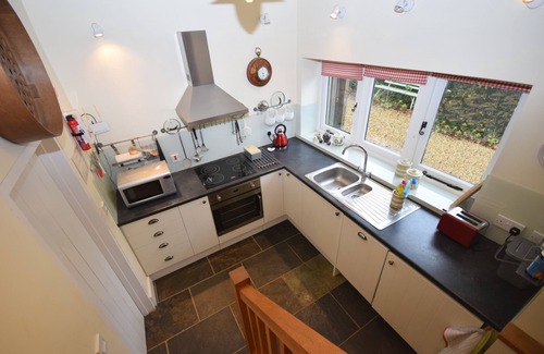 Petersfield Cottage | The Barn at Guiles , Petersfield - sleeps 2 guests in 1 bedroom