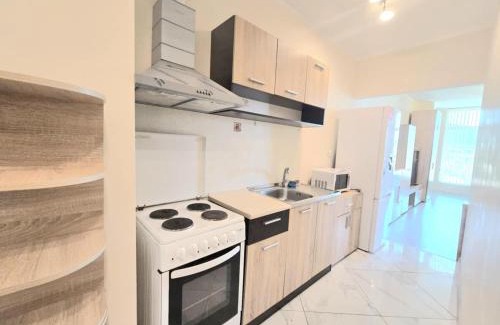 Lozenets Apartment | The Baroque Mirror Residences