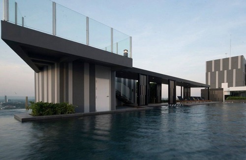 Central Pattaya House | The Base Pattaya Condo Luxury Stay High Floor Pool Kitchen