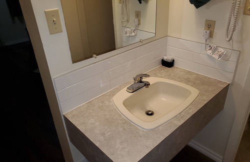 North Battleford Hotel | The Battlefords Inn