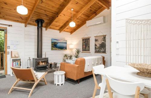Separation Creek House | The Beach Cottage