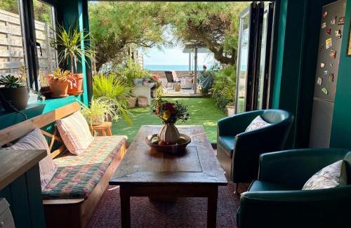 Sandgate House | The beach cottage