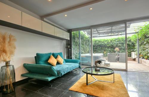 Saint-Laurent-du-Var Apartment | The Beach Dream