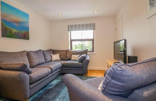 Crantock House | The Beach Hut