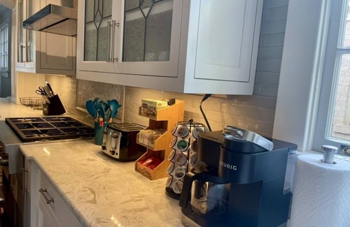 Belmont - Hillsboro House | The Belmont - Lux Abode with Pool on Belmont Blvd