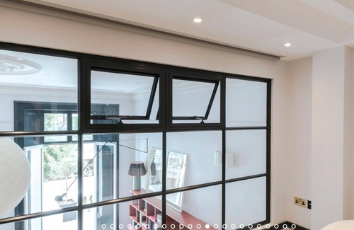 Pembridge Apartment | The Bengal Tiger: 2bd apt rich with character